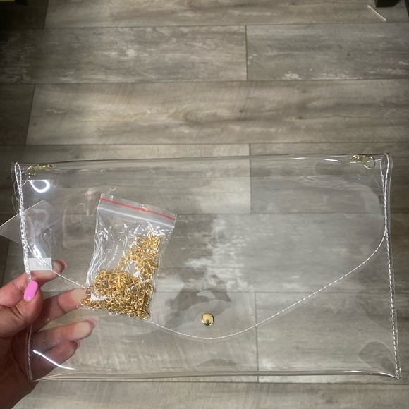 Clear envelope style clutch - Picture 2 of 3